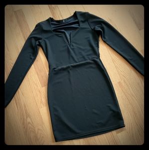 Above-the-knee dress